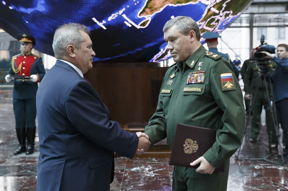 начальник генштаба вс рф вручил дипломы лауреатам государственной премии российской федерации имени маршала советского союза г.к. жукова начальник генштаба вс рф вручил дипломы лауреатам государственной премии российской федерации имени маршала советского союза г.к. жукова