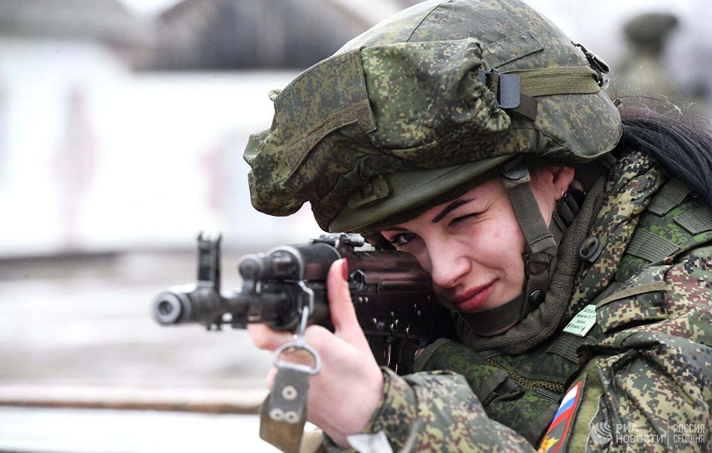 Проверка и оценка уровня физической подготовленности военнослужащих женского пола