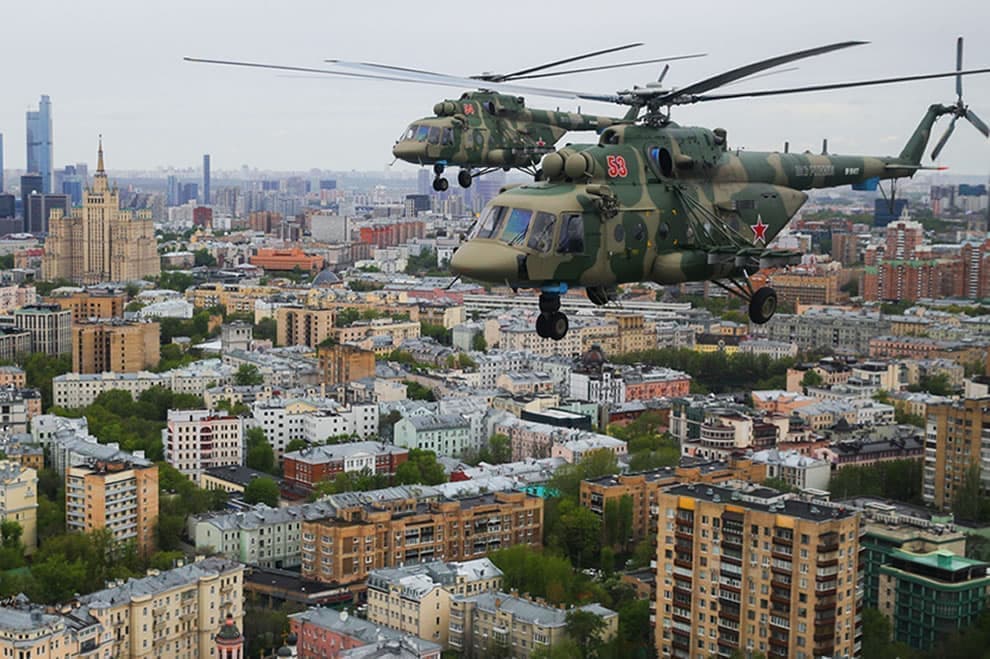 авиация пролетит на параде над красной площадью за пять минут авиация пролетит на параде над красной площадью за пять минут