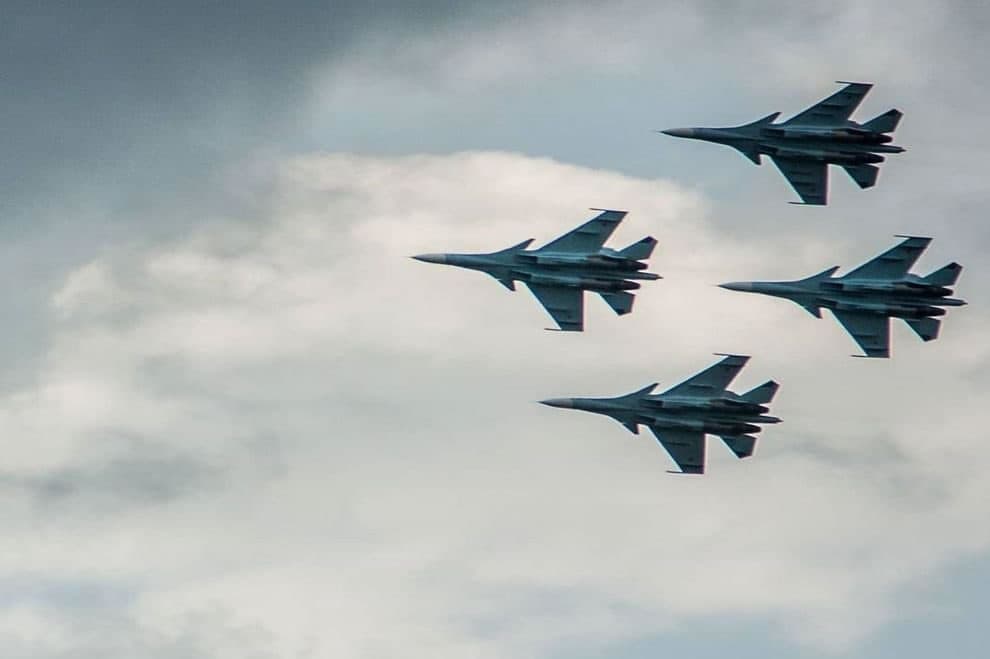 как на юге россии военные летчики провели парад победы как на юге россии военные летчики провели парад победы